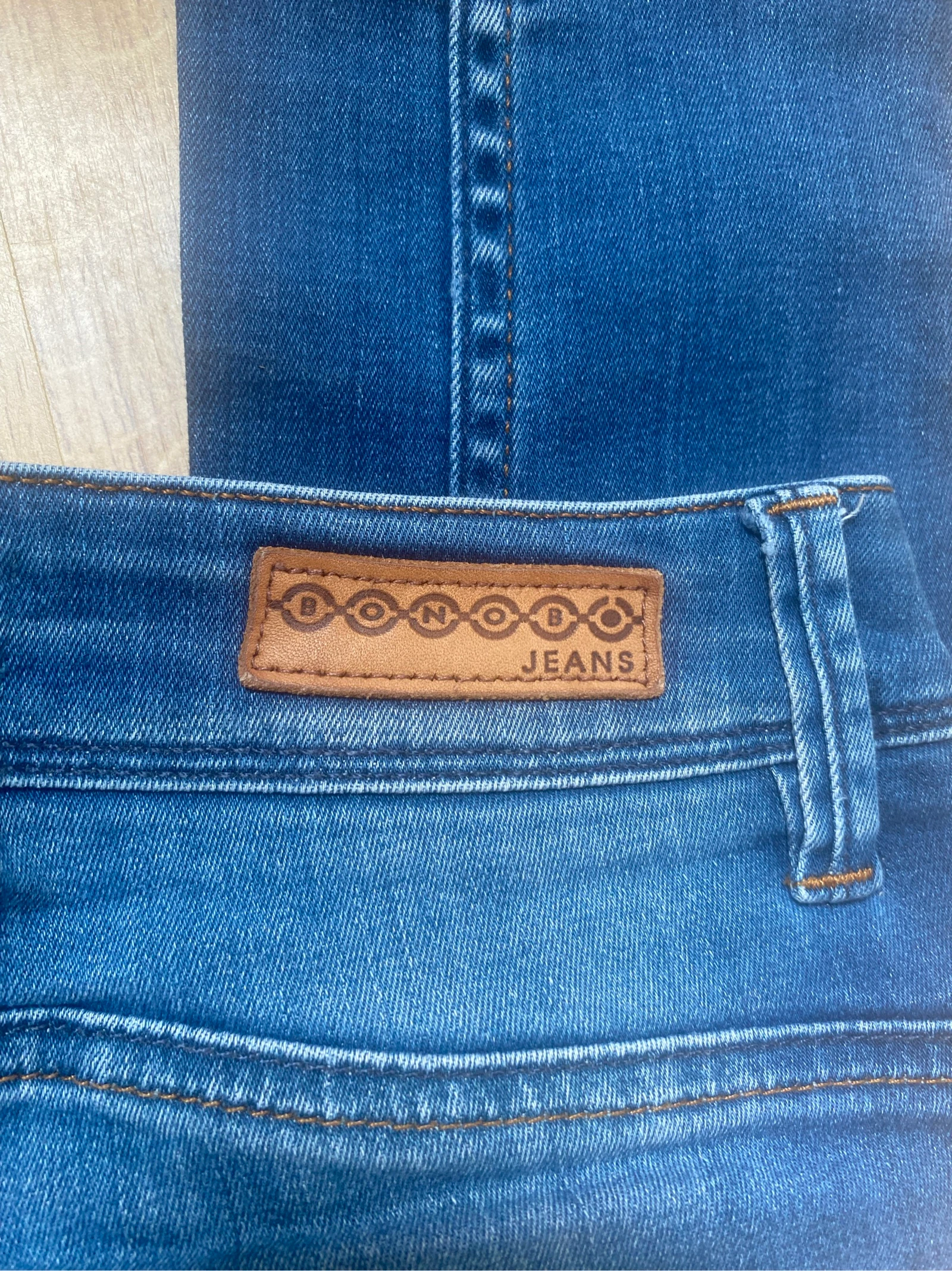 Jean para mujer Bonobo Talla 34 / XXS - Modelo Blissao Seoul - Slim Skinny Azul Descolorido – photo 4